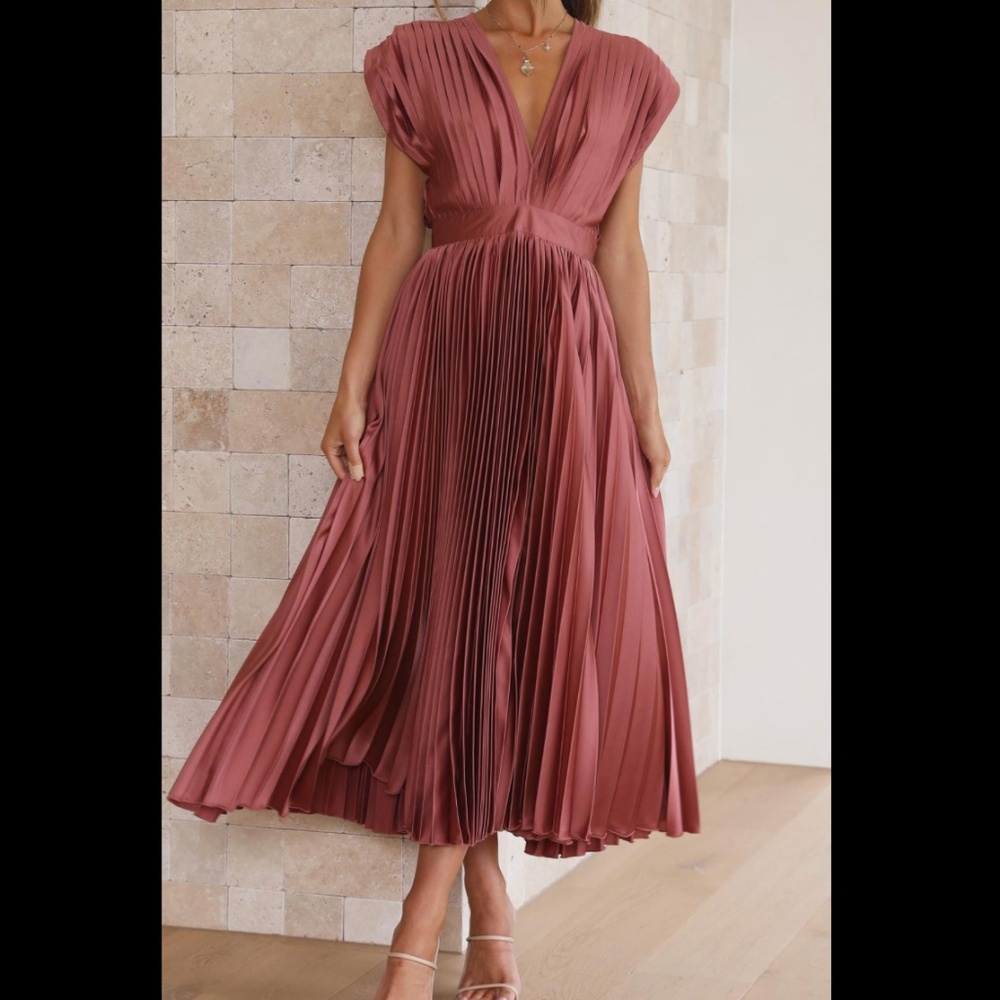 Toeprth Boutique Deep V-Neck Back Tie Dress- Rose Red